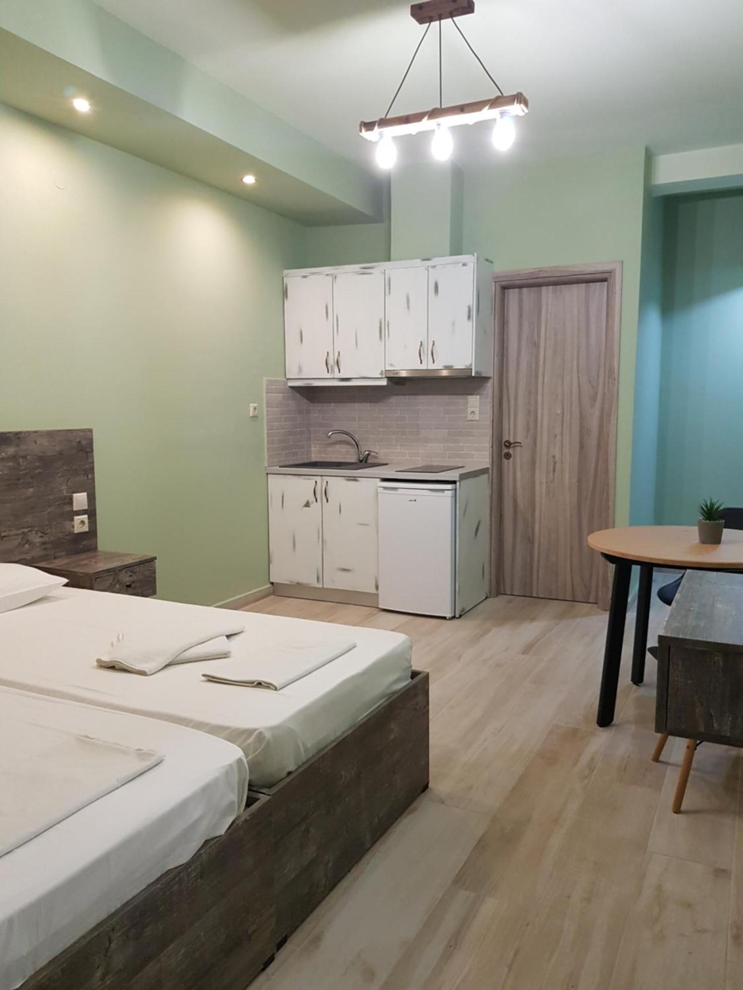 Poppy Beloni Aparthotel Chania  Bagian luar foto