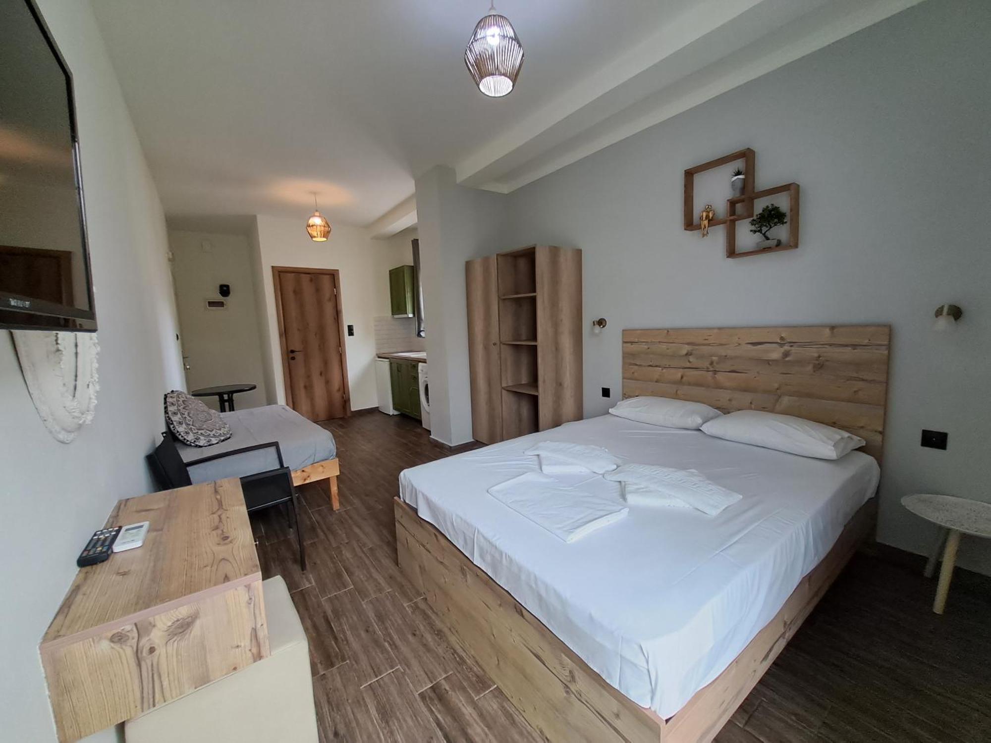 Poppy Beloni Aparthotel Chania  Bagian luar foto