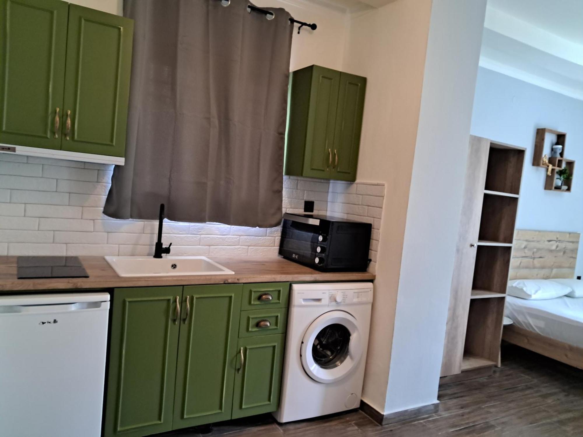 Poppy Beloni Aparthotel Chania  Ruang foto