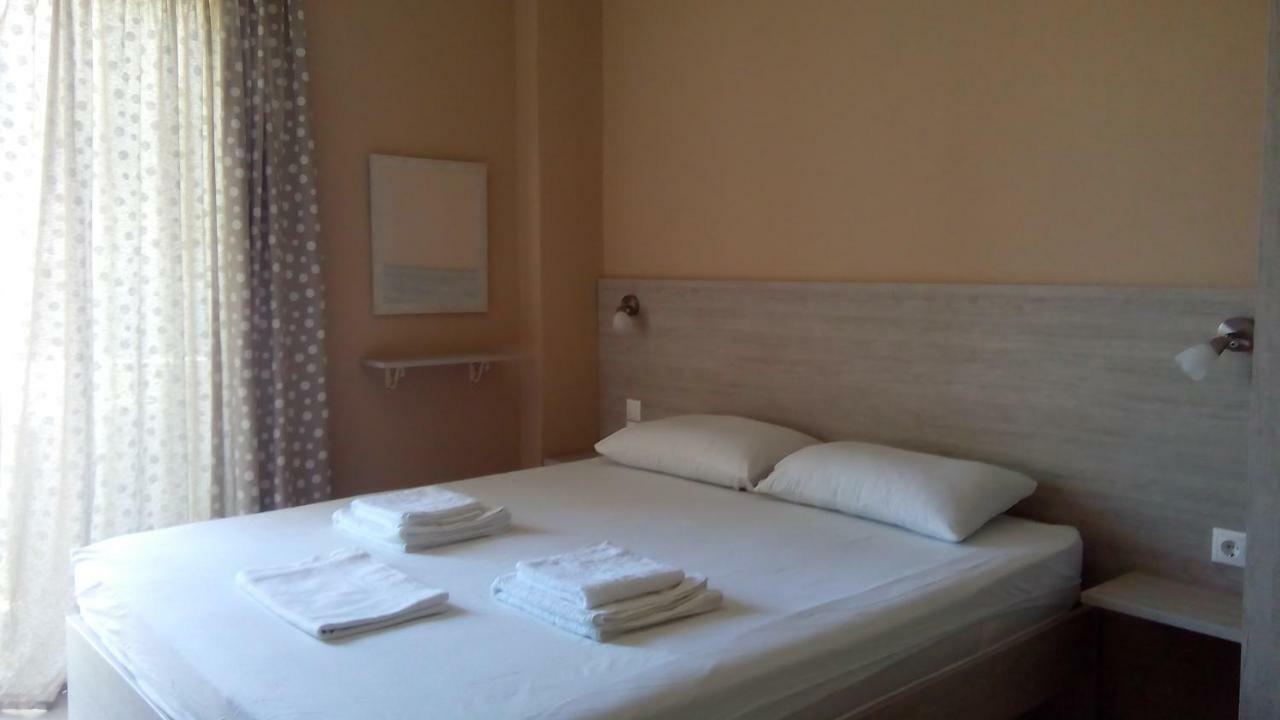 Poppy Beloni Aparthotel Chania  Bagian luar foto