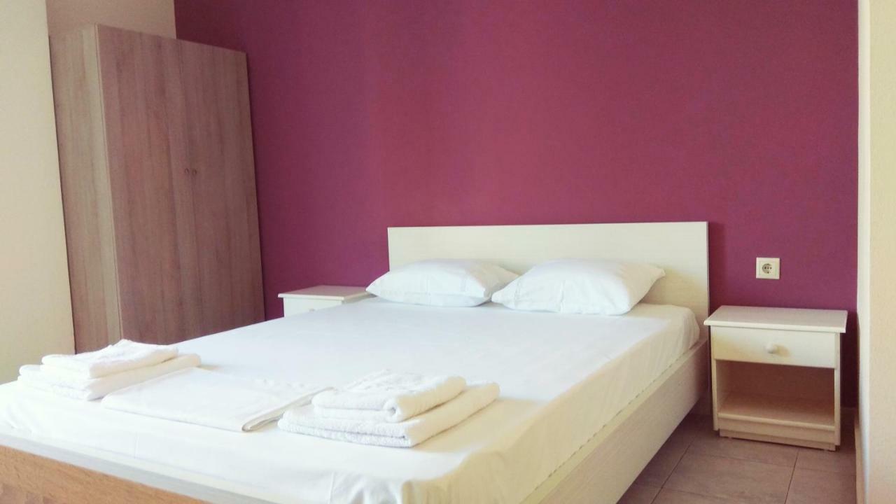 Poppy Beloni Aparthotel Chania  Bagian luar foto