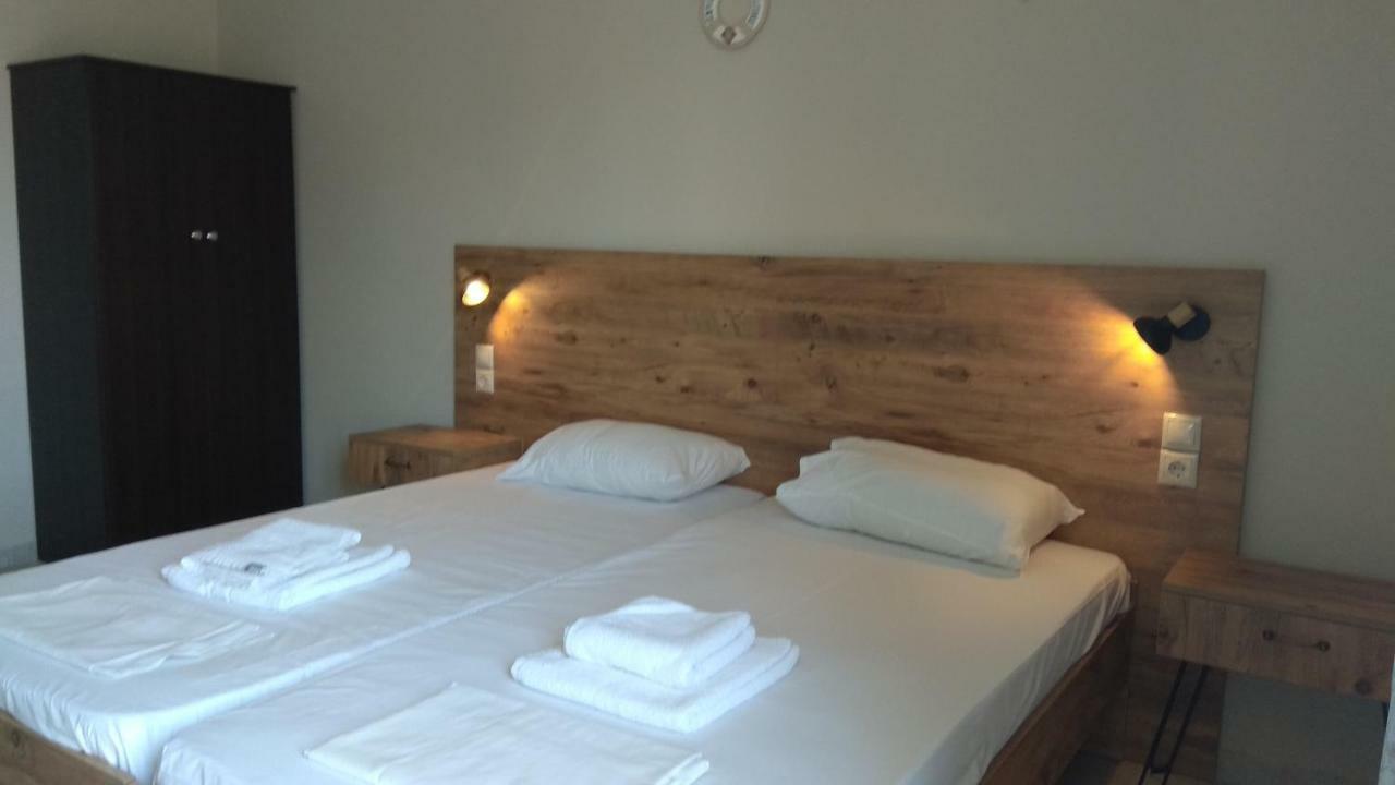 Poppy Beloni Aparthotel Chania  Bagian luar foto